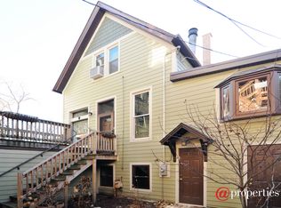 703 W Roscoe St #3, Chicago, IL 60657