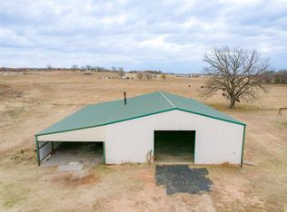 327 Four Wheel Dr, Ponca City, OK 74604