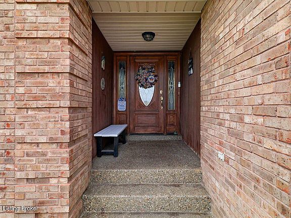 4th image of 5127 Hunters Point Cir