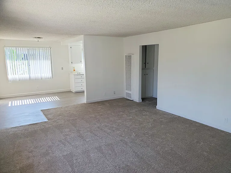 10500 Westminster Ave — Photo 12