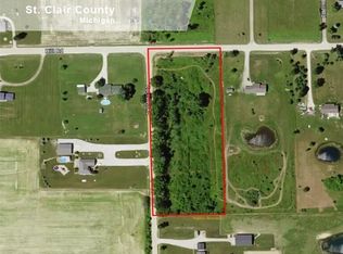 12217 Hill Rd, Memphis, MI 48041