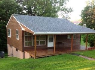 6526 Hudnell Rd, Athens, OH 45701