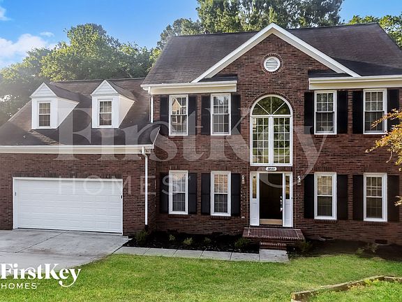 2nd image of 3883 Meadow Ridge Dr NW