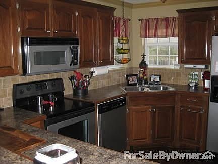 3rd image of 527 E Greenfield Dr