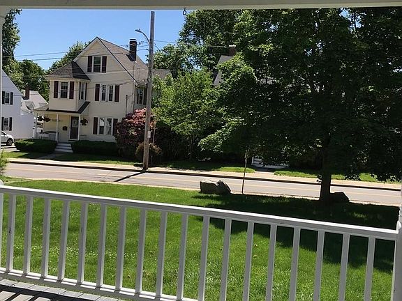4th image of 147 Vernon St #2