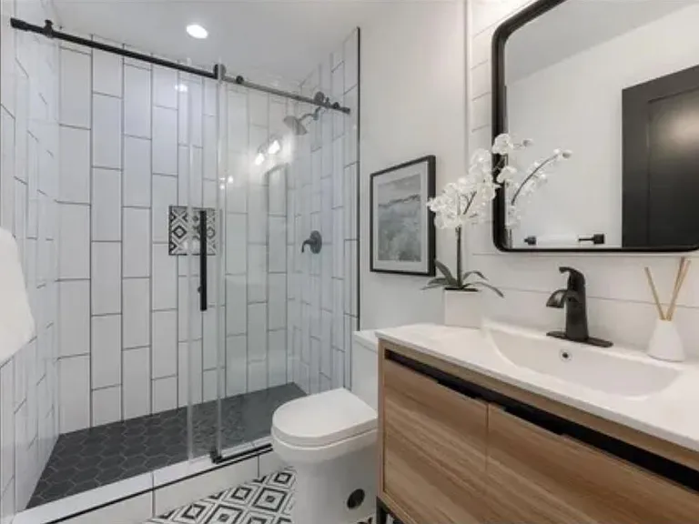 2710 Loghaven Dr NW — Photo 10