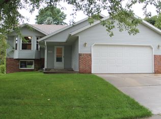 4310 Valley Dr NW, Rochester, MN 55901