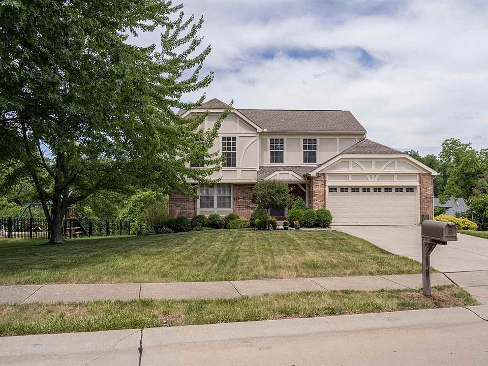 1st image of 222 Farmington Dr