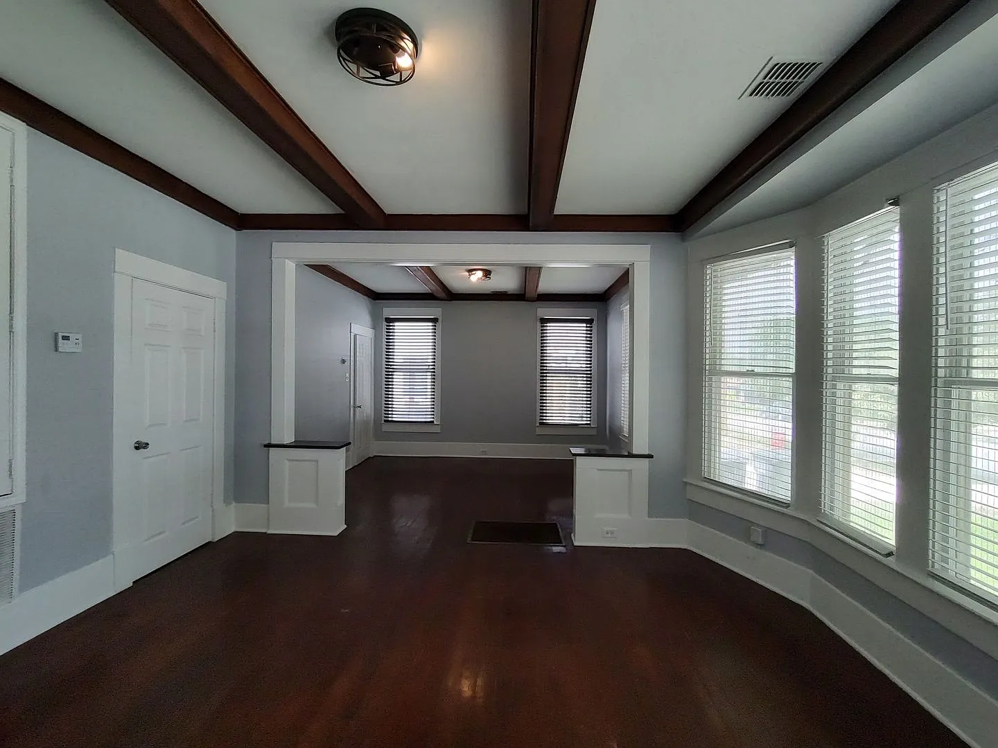 Midtown Charm with a Modern Touch — Photo 2