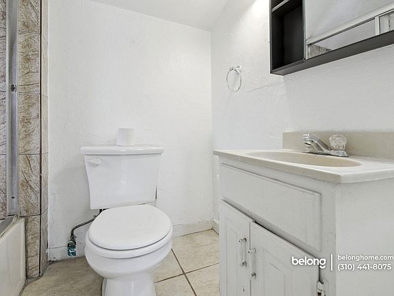 5th image of 635 W 53rd St #1/2