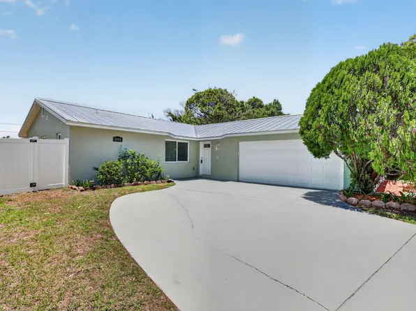 2190 SW Kail Street, Port St Lucie, FL 34984