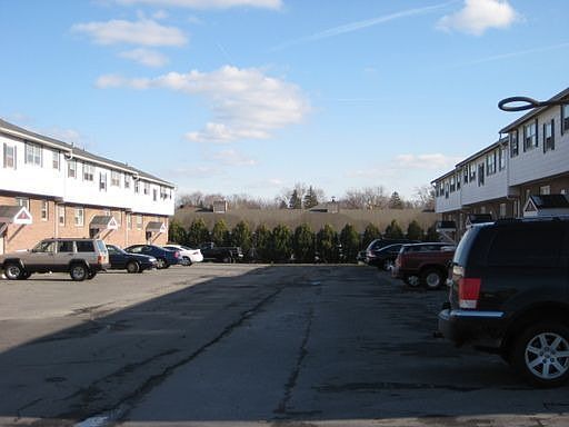 2nd image of 208 N Main St APT G2
