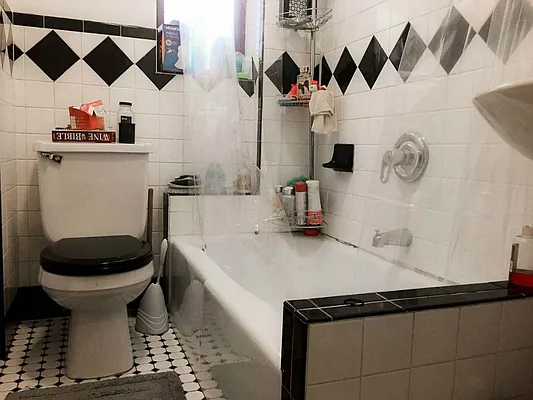 Rented by Sovereign Associates | media 30