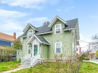 73 Essex St, Melrose, MA 02176