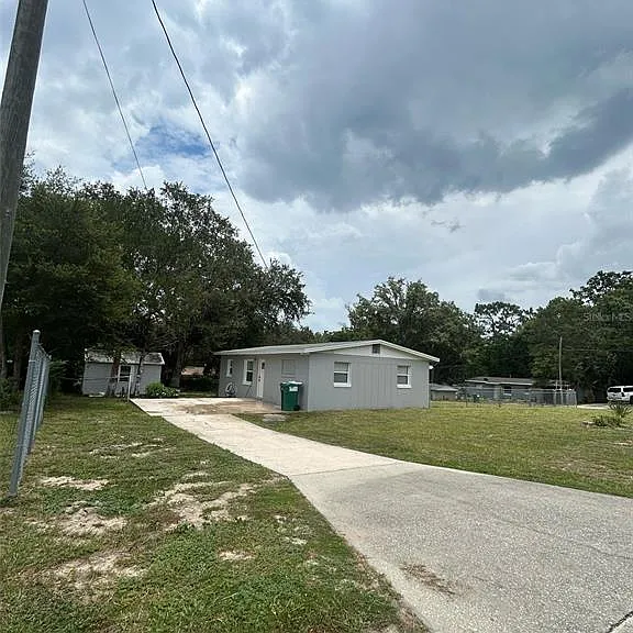 809 Plumosa Ave — Photo 1