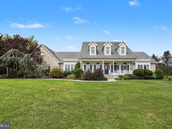 839 School House Ln, Lewisberry, PA 17339
