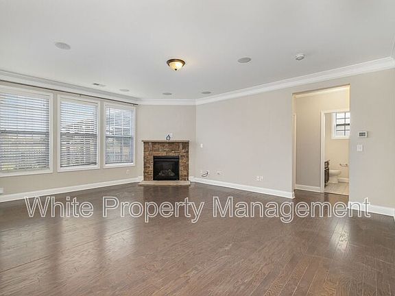 3rd image of 6140 Langwell Ln