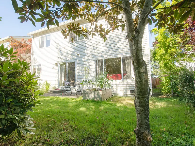 906 243rd Pl SE — Photo 13