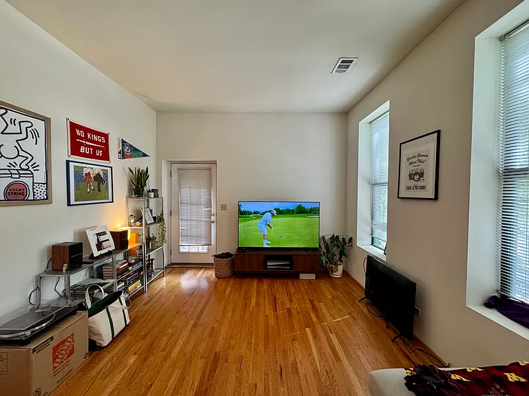 1825 W North Ave #1B — Photo 3