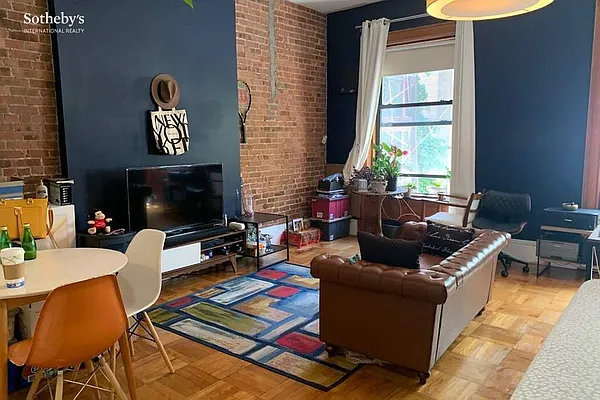 Rented by Sotheby's International Realty | media 1