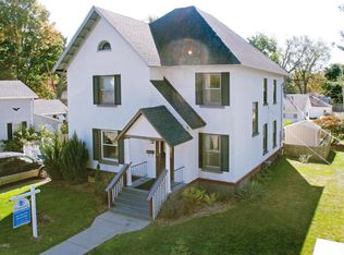 121 W Park St, Vicksburg, MI 49097