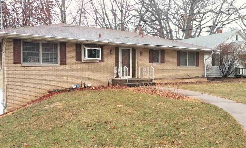 1st image of 510 10th St