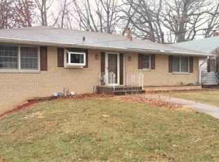 510 10th St, Silvis, IL 61282