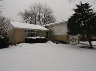 819 S Saylor Ave, Elmhurst, IL 60126