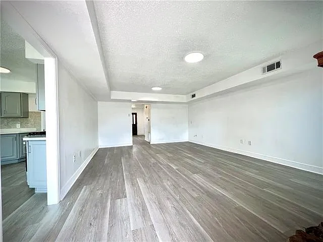 3600 Lake Trail Dr — Photo 7