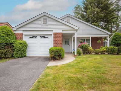 383 Larchmont Court #383, Ridge, NY, 11961