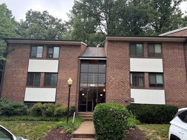 1526 Northgate Sq Unit 26/22B, Reston, VA 20190