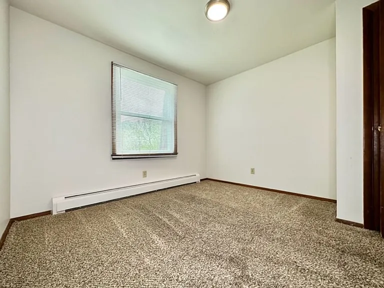 1012 Lime Kiln Rd — Photo 12