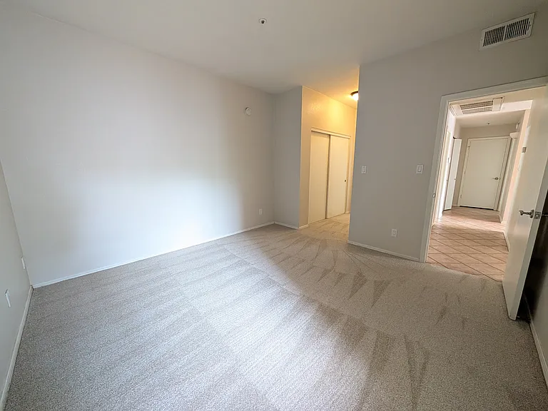 9600 N 96th St #124 — Photo 13