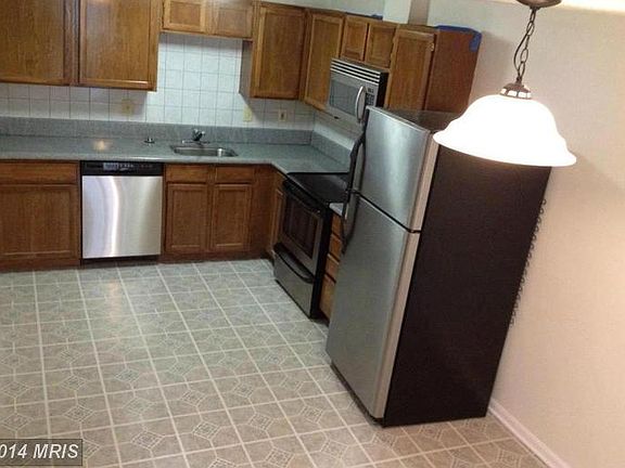2nd image of 432 Palmspring Dr