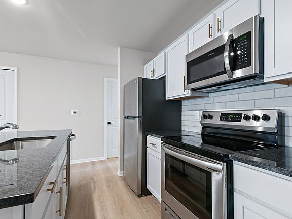 2nd image of 814 Claudine Ct #A0d74005f