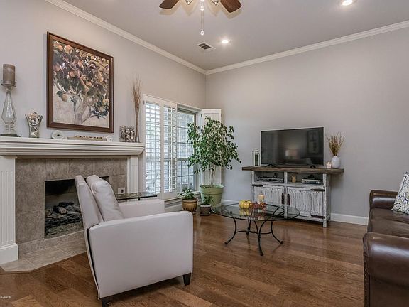 5th image of 3004 River Birch Pl