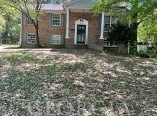 540 Roxbury Dr, Riverdale, GA 30274