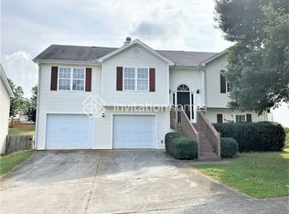 176 Ashland Creek Ct, Lawrenceville, GA 30045