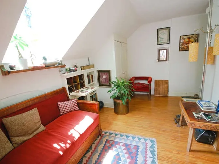 J04 — Photo 3