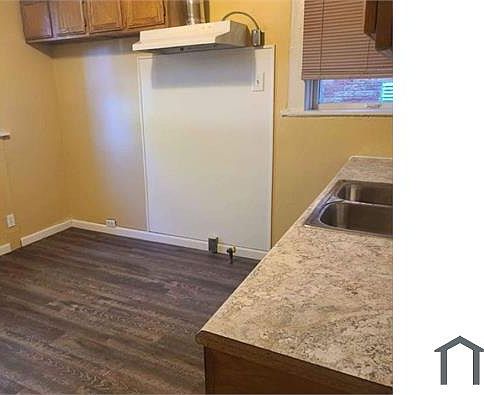 5th image of 4933 Theodore Ave