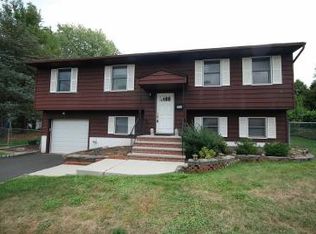 705 Riverside Ave, Raritan, NJ 08869