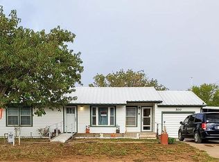 500 W Colorado Ave, Loraine, TX 79532