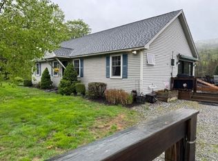 703 Brattleboro Rd, Bernardston, MA 01337