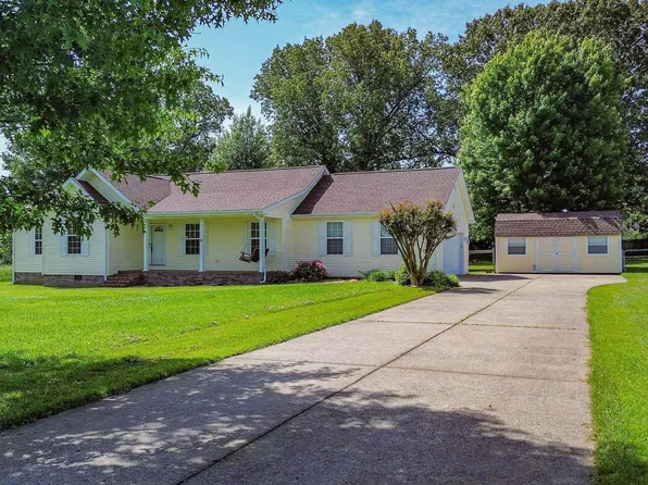 200 Lions Den Ln, Paducah, KY 42003