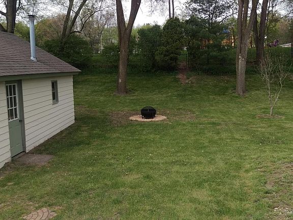 4th image of 1481 Brookmark St SE