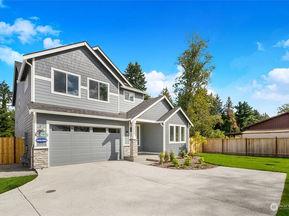 Photos are from a Vista previously built in the Community. They may display upgrades or standards that are no longer available. They demonstrate the floor plan and the quality materials that Rush Residentials uses when building their homes.>