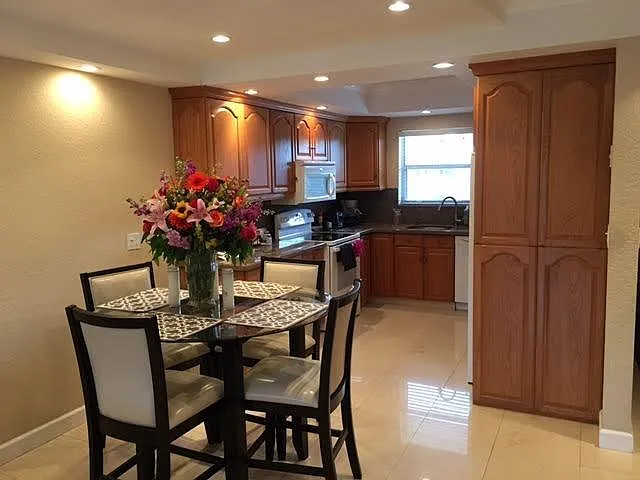 1400 NE 57th Ct #202 — Photo 1