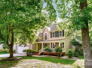 4333 Poplar Grove Dr, Charlotte, NC 28269