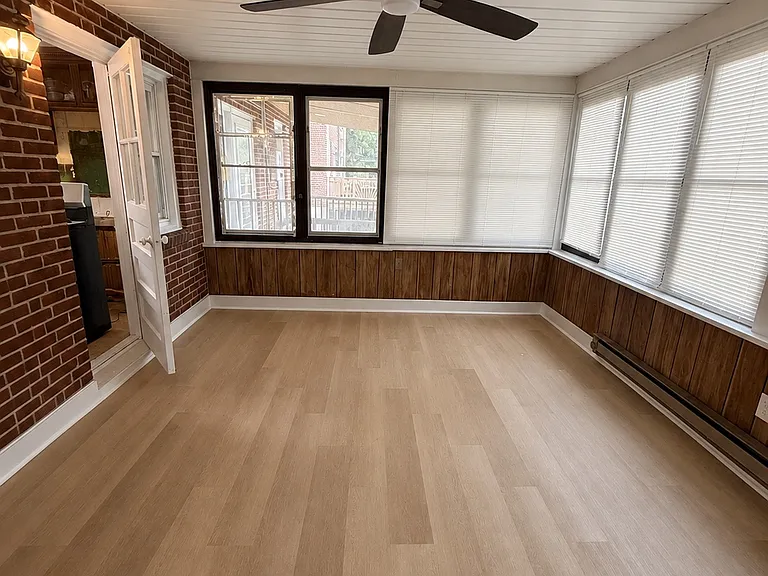 3225 Woodring Ave — Photo 4