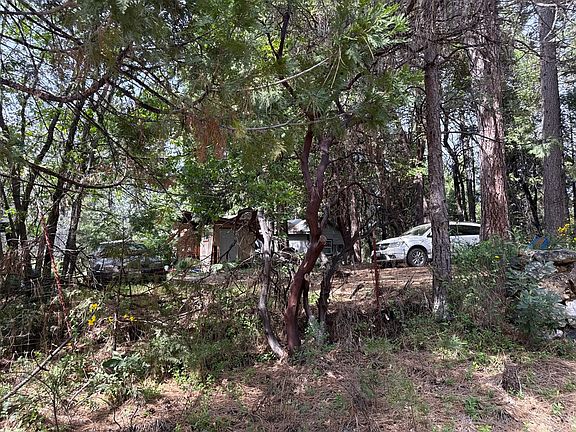 2nd image of 15488 Carson Trl